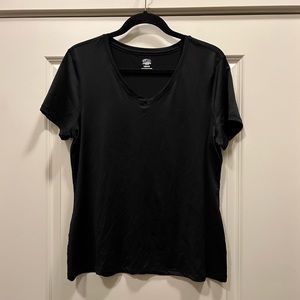 Athletic Works Black Slinky Work Out Tee - size L